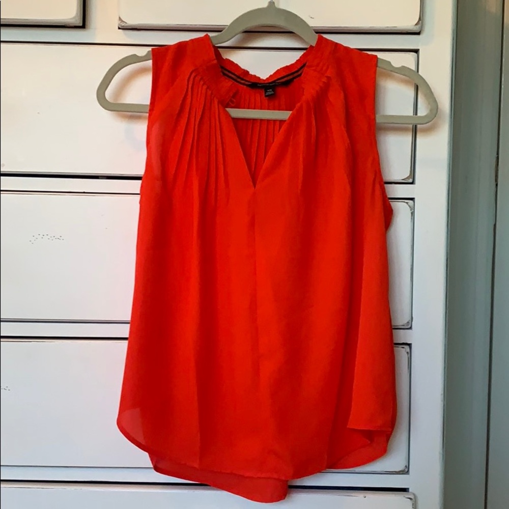 Red Banana Republic sleeveless blouse